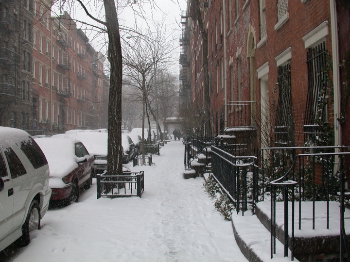 Snowy sidewalk