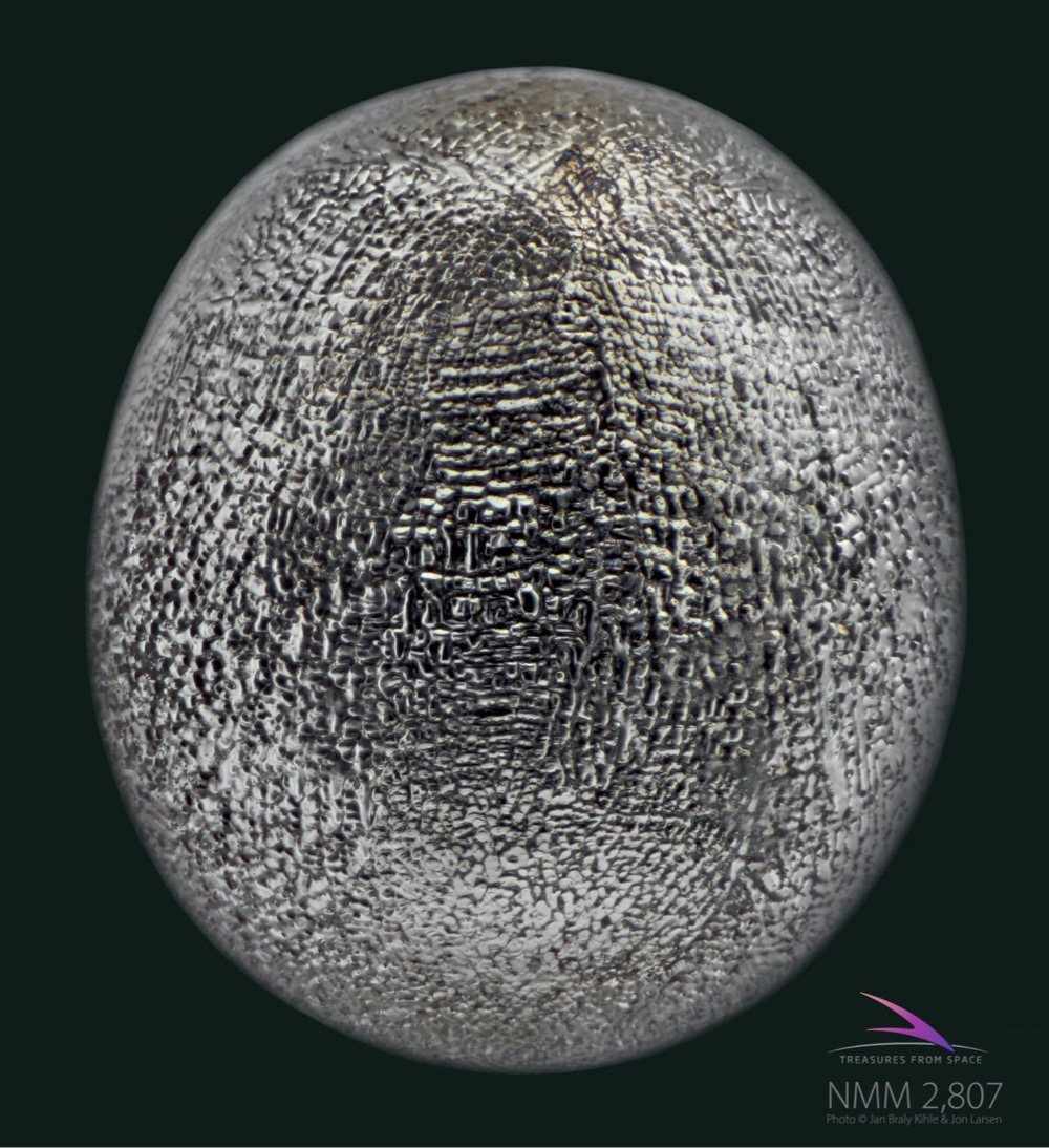 microscopic photo of a micrometeorite