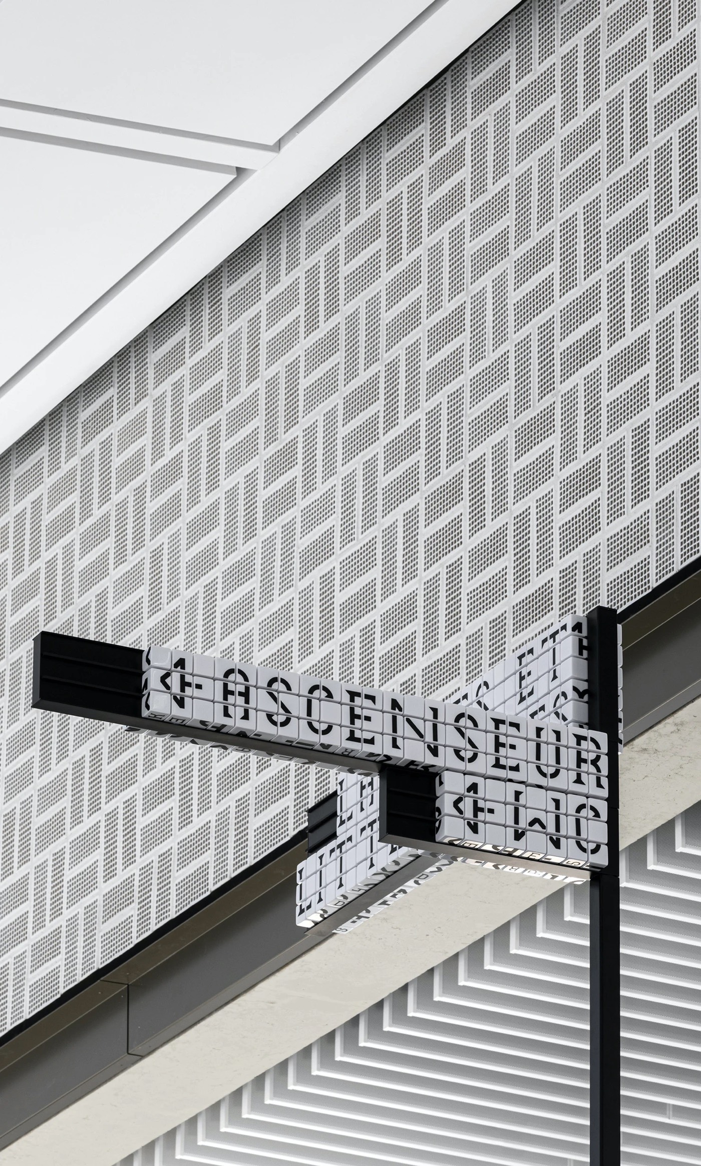 Modular Signage for the National Library of Luxembourg<br />
